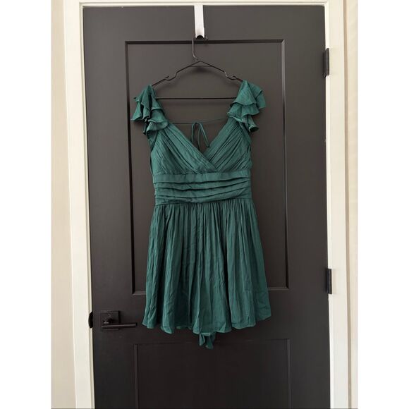 NWT Hello Molly Wheel of Fortune Dress Forest Green Ruffle Cocktail Dress Size 8 - Picture 3 of 10